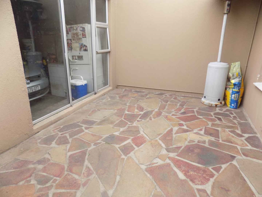 2 Bedroom Property for Sale in Soneike Western Cape